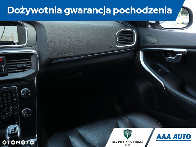 Volvo V40 - 10