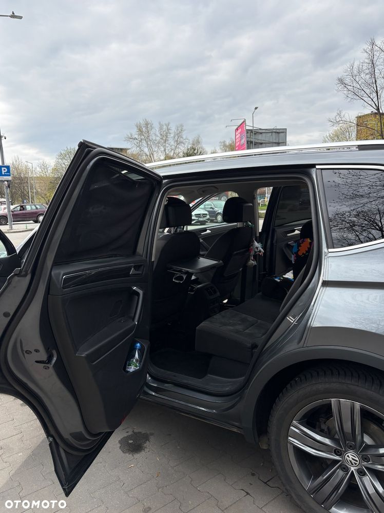 Volkswagen Tiguan Allspace 2.0 TSI 4Mot Highline DSG - 7