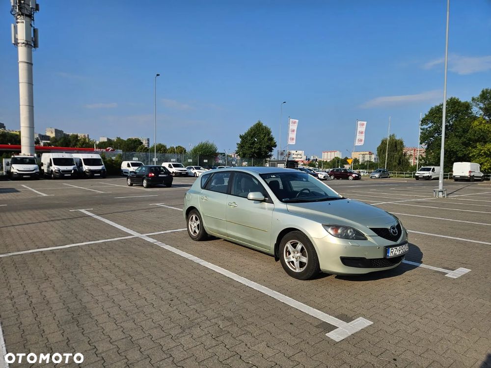 Mazda 3 1.6 Exclusive - 1