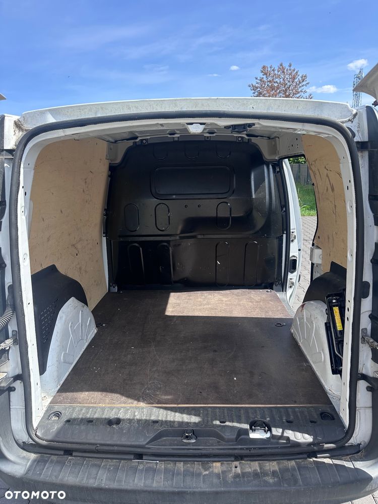 Renault Kangoo ZE - 15