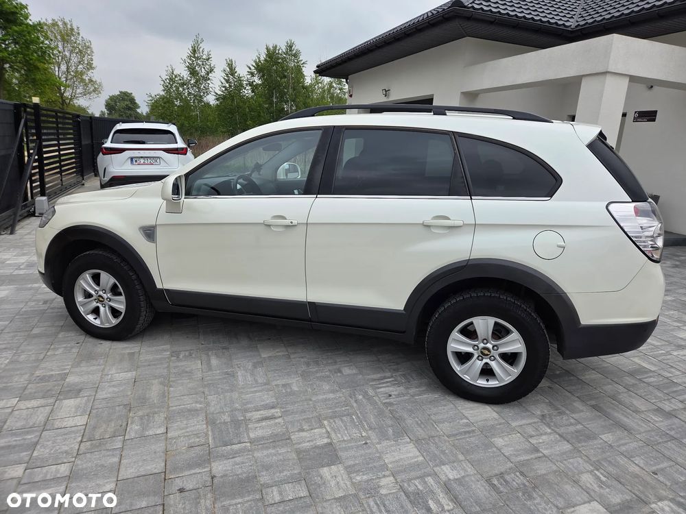Chevrolet Captiva 2.0 d LS 5os 2WD - 14