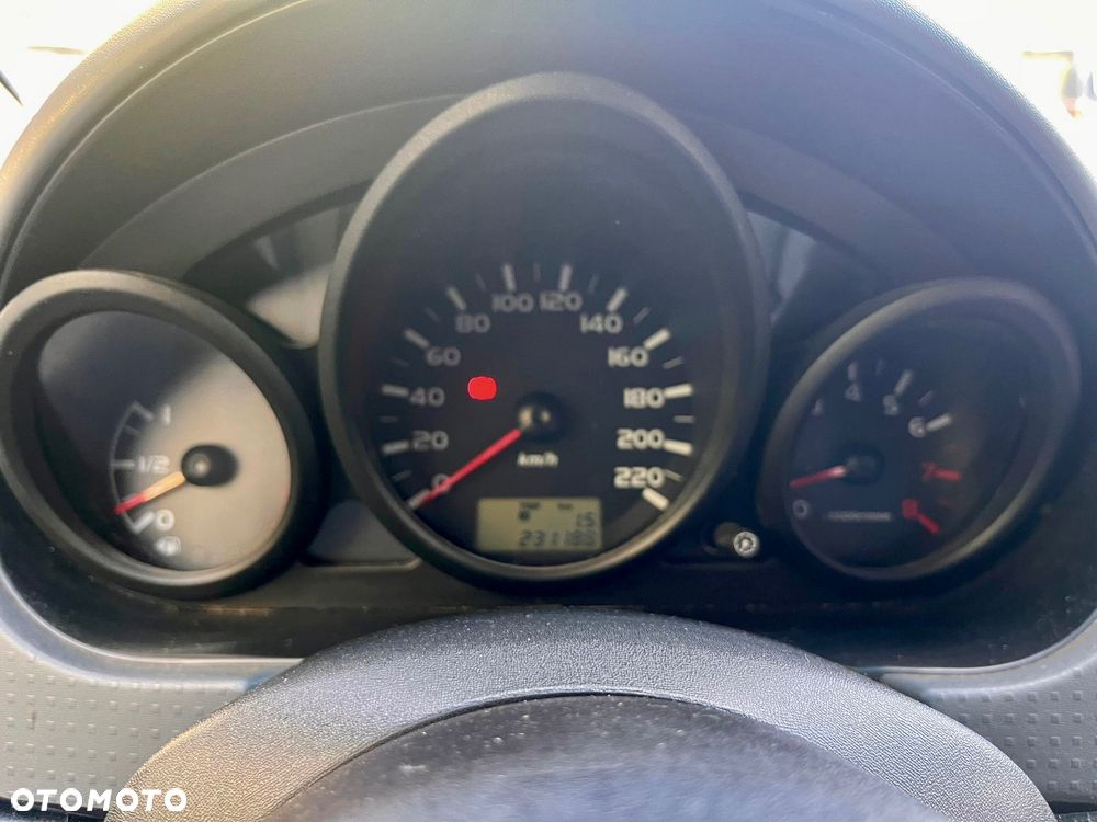 Mitsubishi Colt - 16