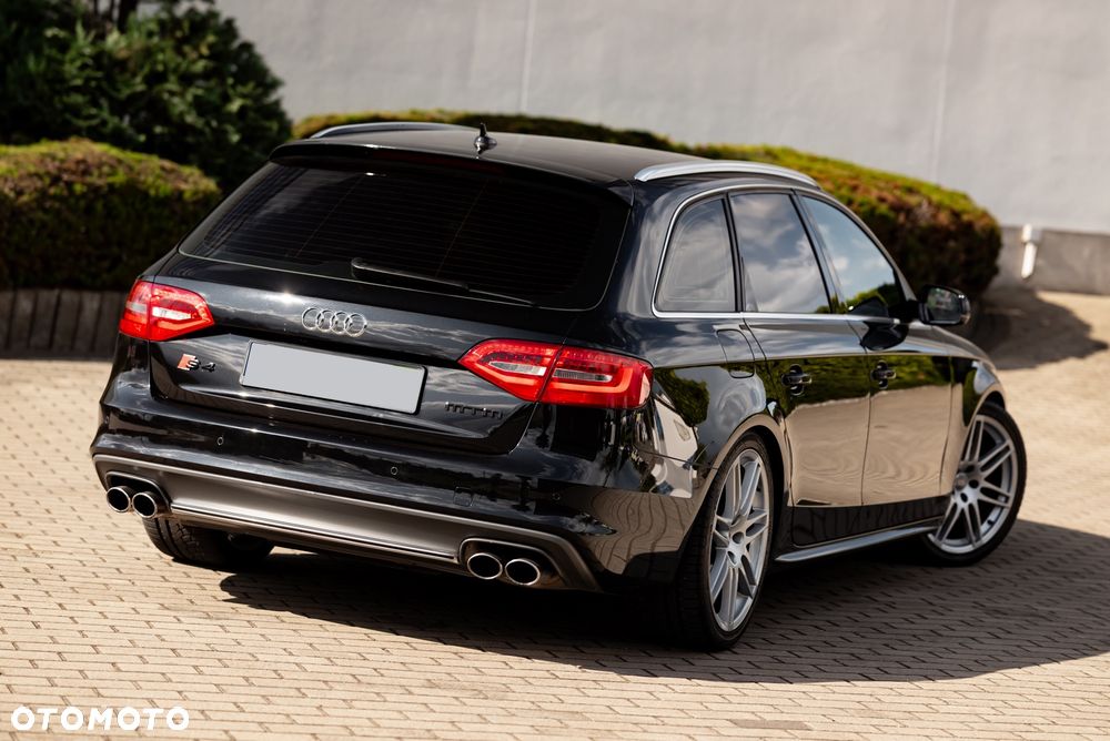 Audi S4 Avant S tronic - 9