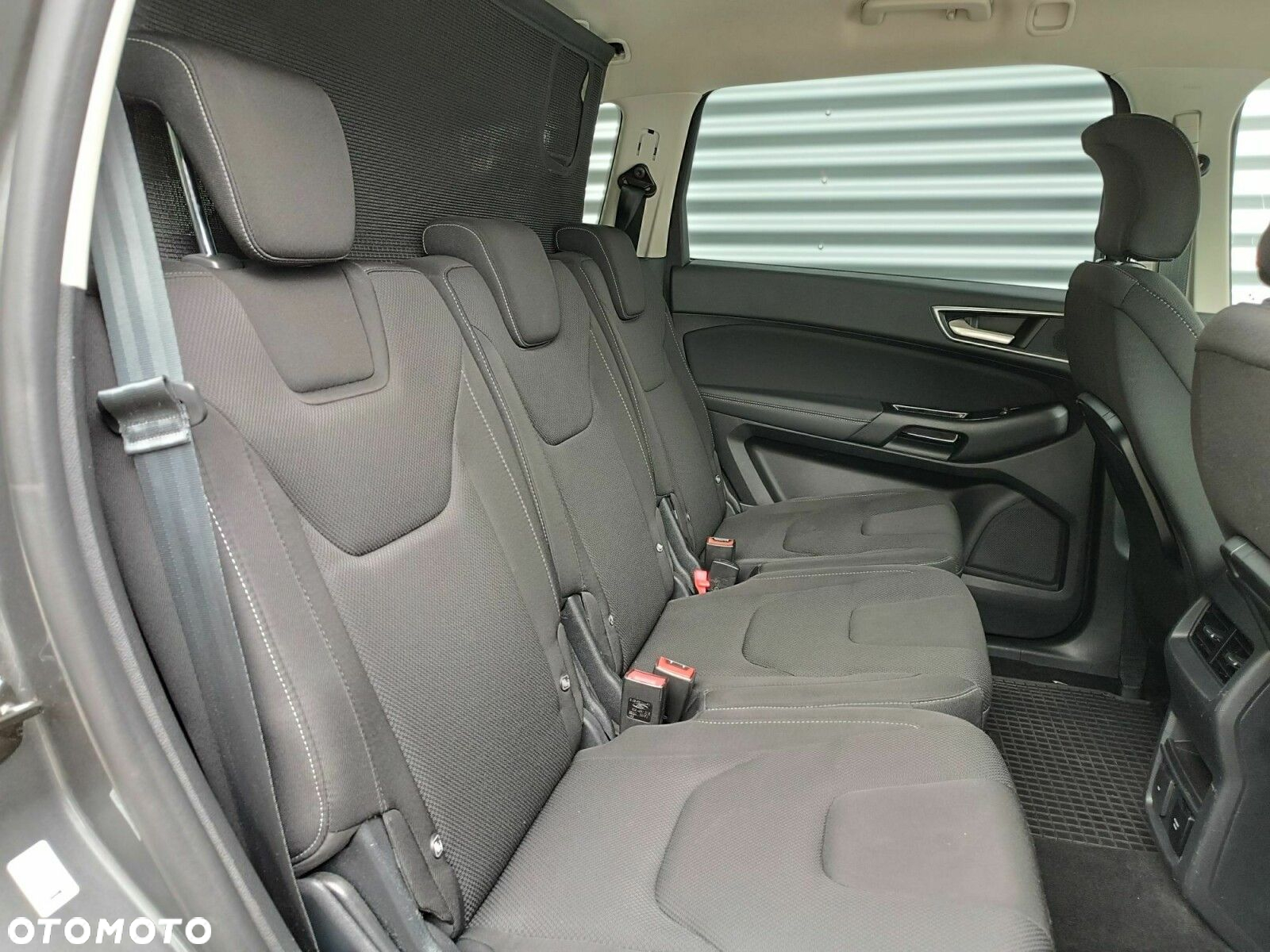 Ford S-Max - 39