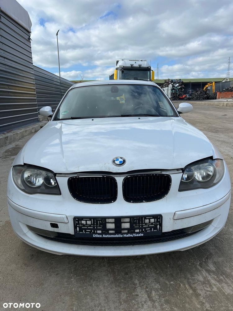 BMW 1 E87 E81 (Alpinweiss 300) części Maska zderzak błotnik lampa deska klapa drzwi - 2