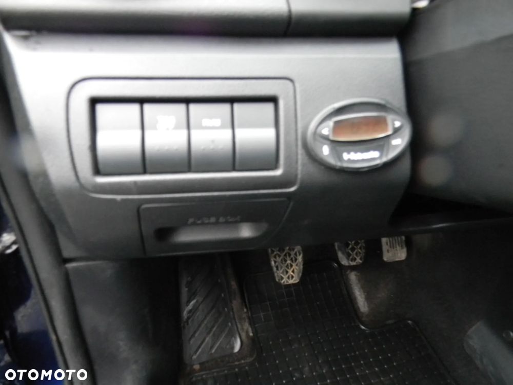 Jeep Compass 2.4I 4x4 Sport - 26