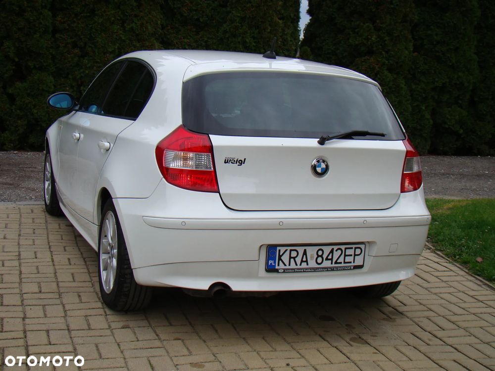 BMW Seria 1 118i - 11