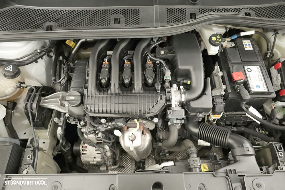 Peugeot 208 1.2 PureTech Active - 23