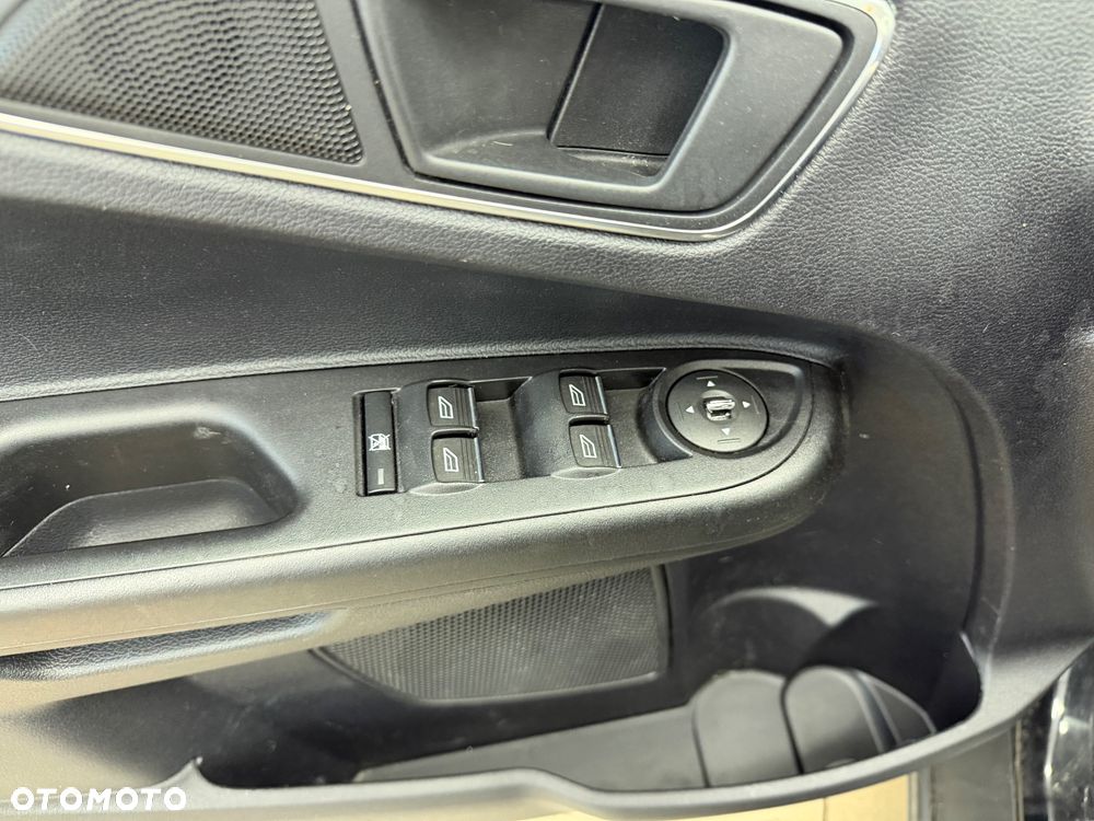 Ford B-MAX 1.0 EcoBoost Ambiente - 33