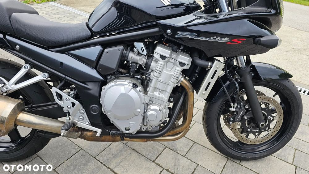 Suzuki Bandit - 12