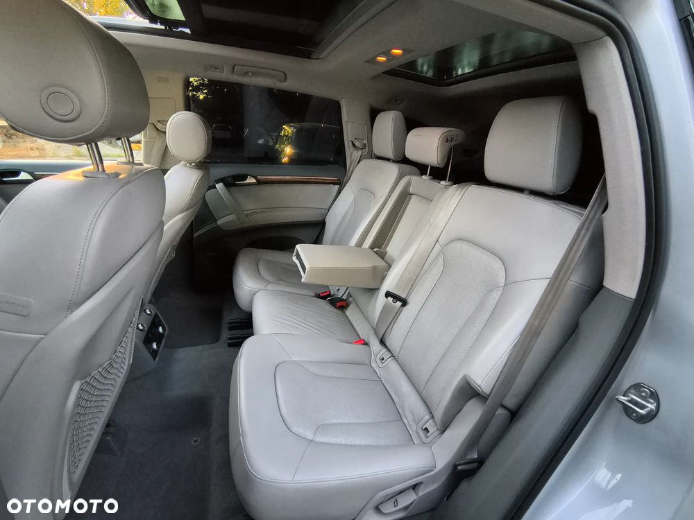 Audi Q7 - 6