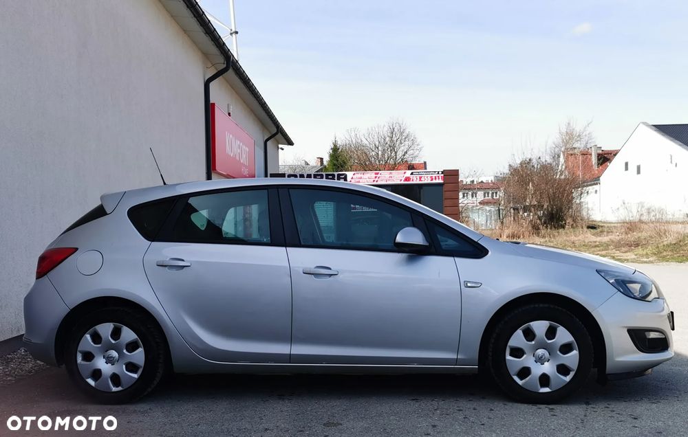 Opel Astra 1.6 Enjoy - 3