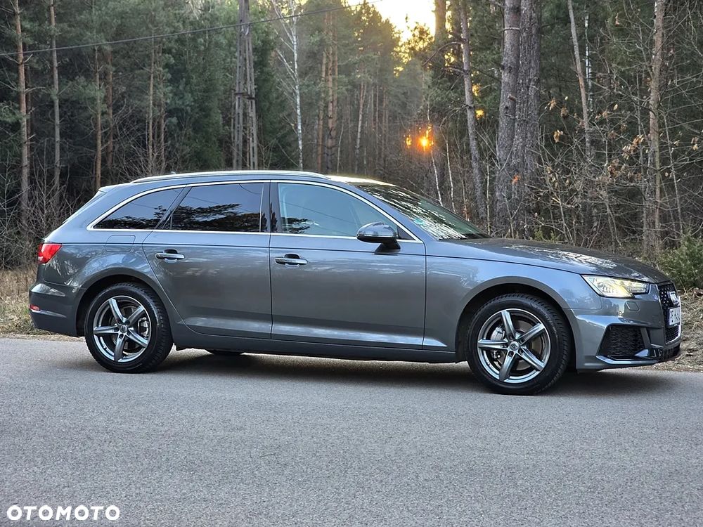 Audi A4 Avant 2.0 TDI ultra S tronic design - 5