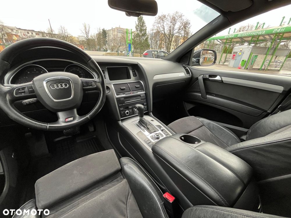 Audi Q7 3.0 TDI DPF Quattro Tiptronic - 28
