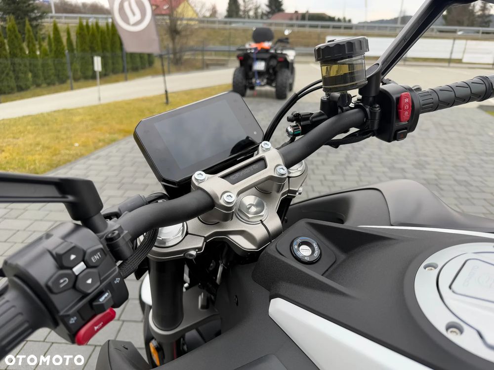 CFMoto 450NK - 7