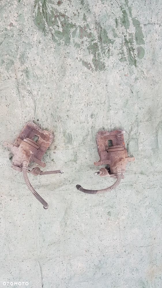 RENAULT TRAFIC III ZACISKI HAMULCOWE L/P