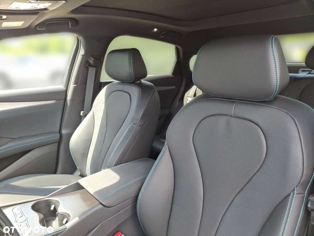 BYD Seal 6 - 13