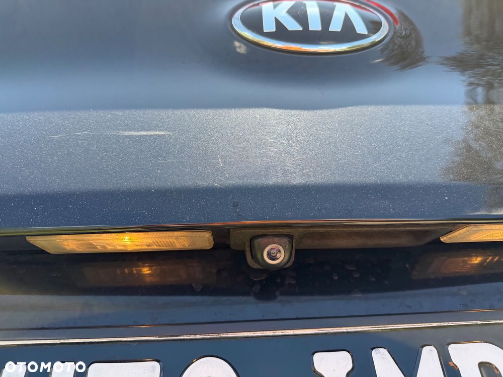 Kia Sportage 2.0 CRDI 4WD Automatik Spirit - 25