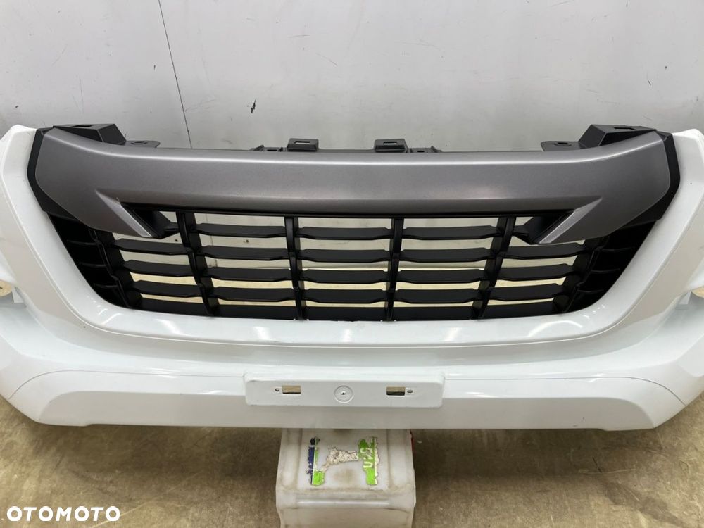 Zderzak przedni Isuzu D-Max DMax 3 III 20-24r. Przedlift przód - 3