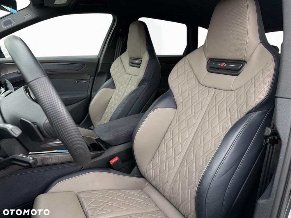 Audi A6 Avant TFSI mHEV Quattro S tronic - 13