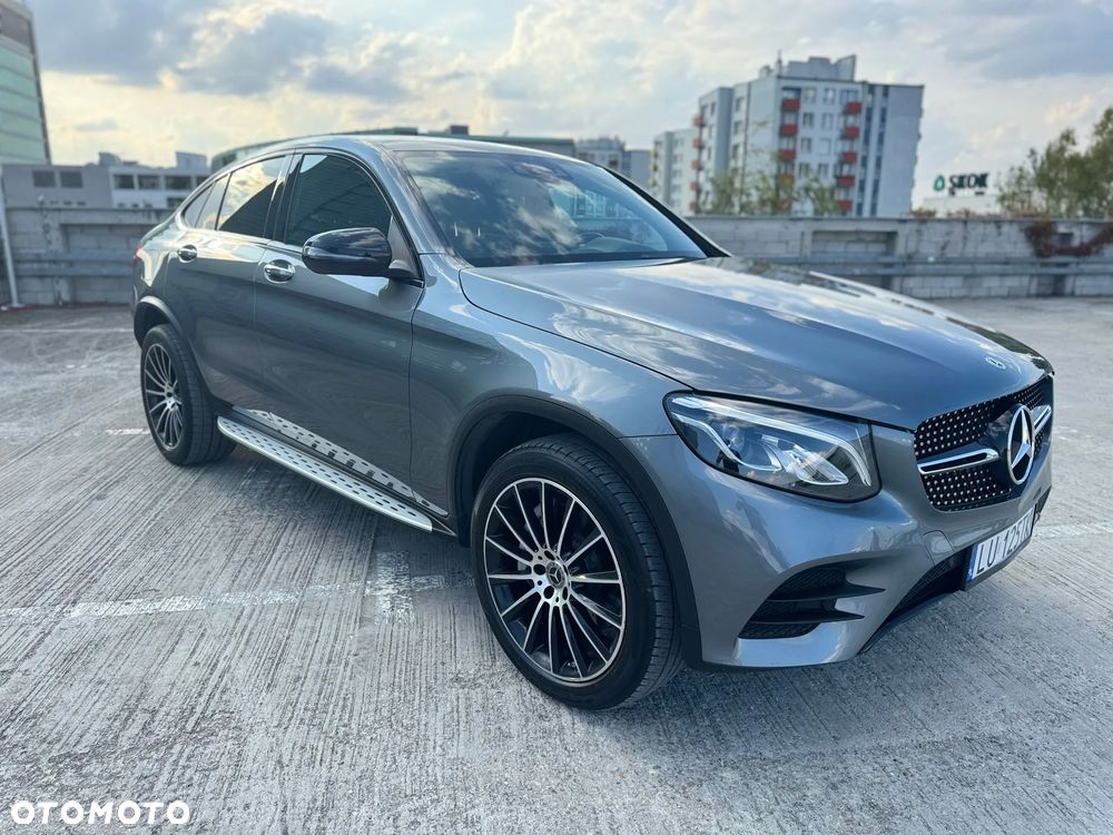 Mercedes-Benz GLC 300 Coupe 4Matic 9G-TRONIC AMG Line - 3