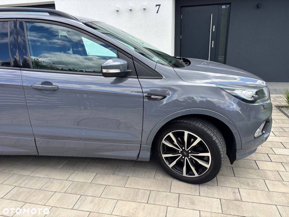 Ford Kuga 1.5 EcoBoost FWD ST-Line - 11