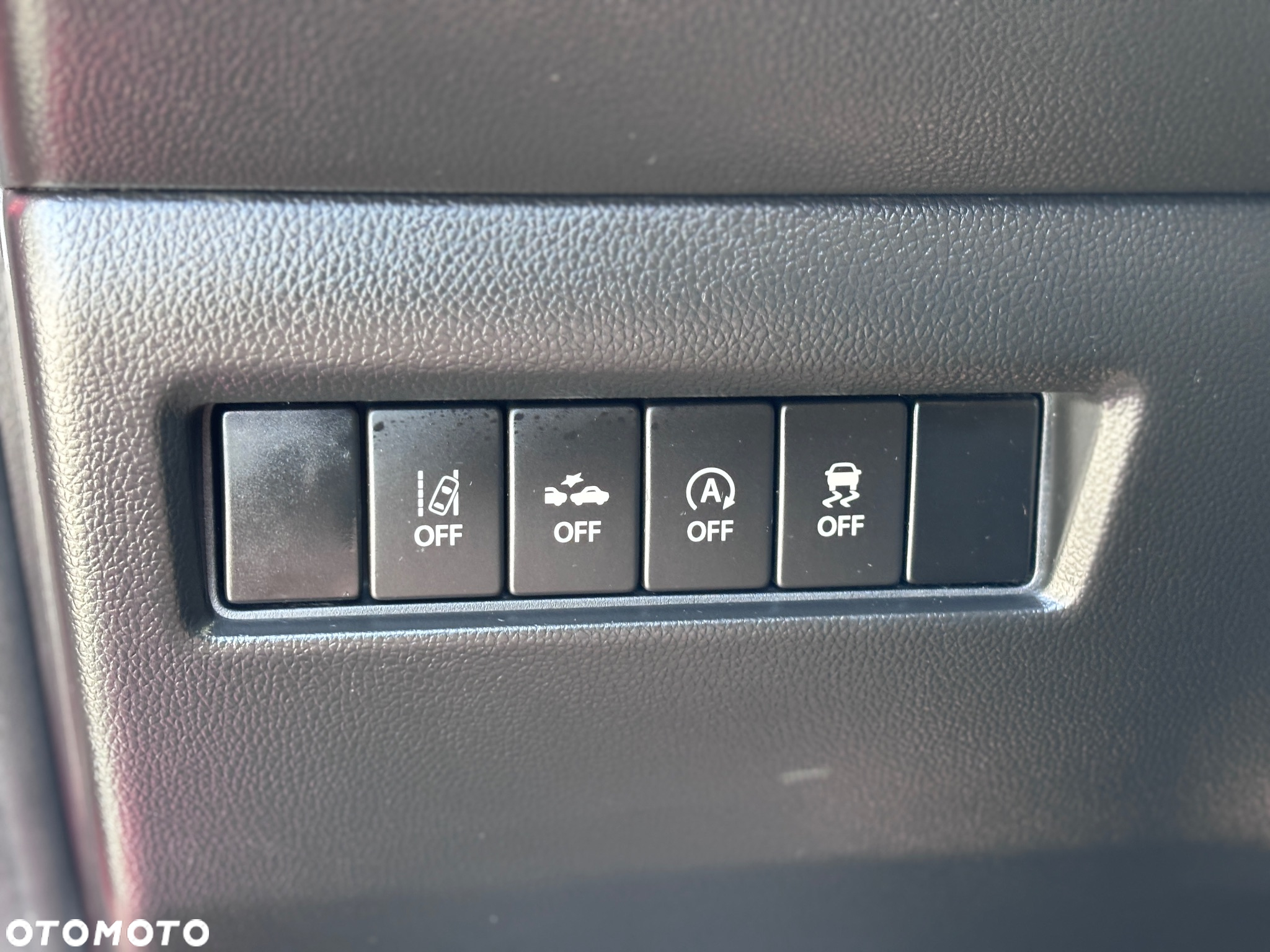 Suzuki Swift 1.2 Premium - 31