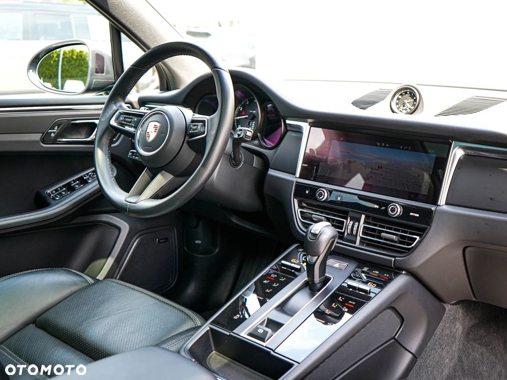 Porsche Macan Standard - 15