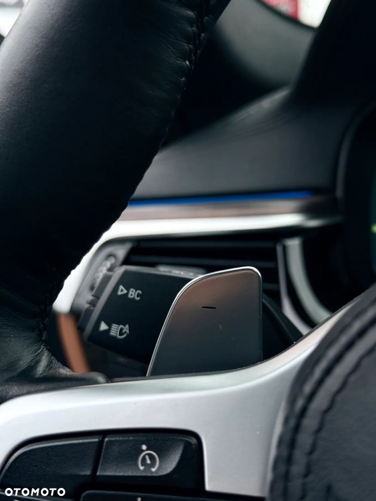 BMW Seria 5 530d xDrive M Sport sport - 22