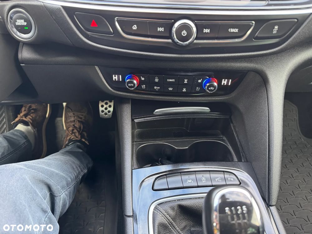 Opel Insignia CT 1.5 T Elite S&S - 16