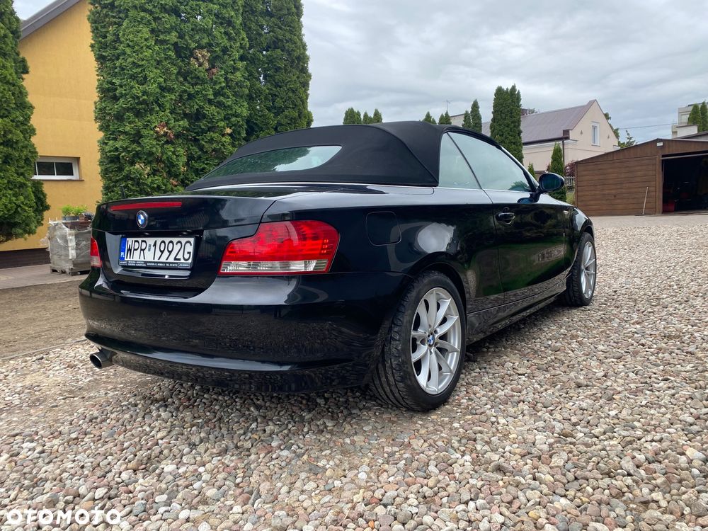 BMW Seria 1 120i - 4