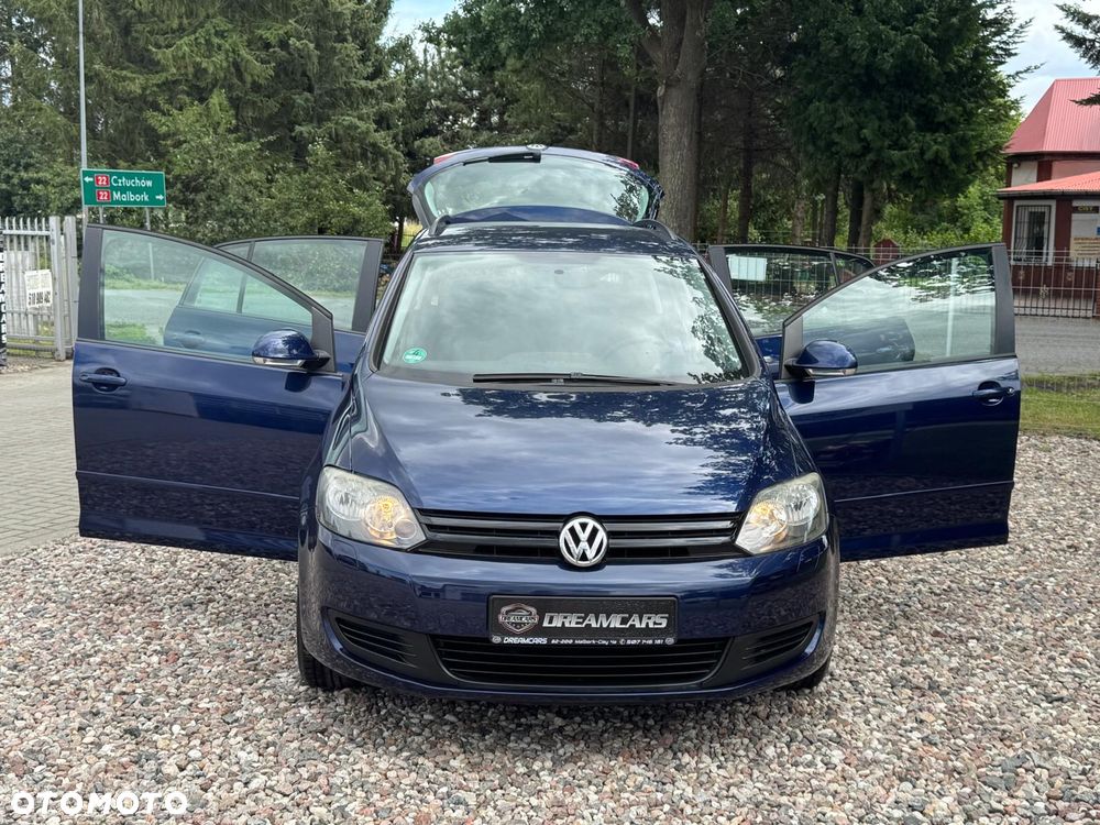 Volkswagen Golf Plus - 32