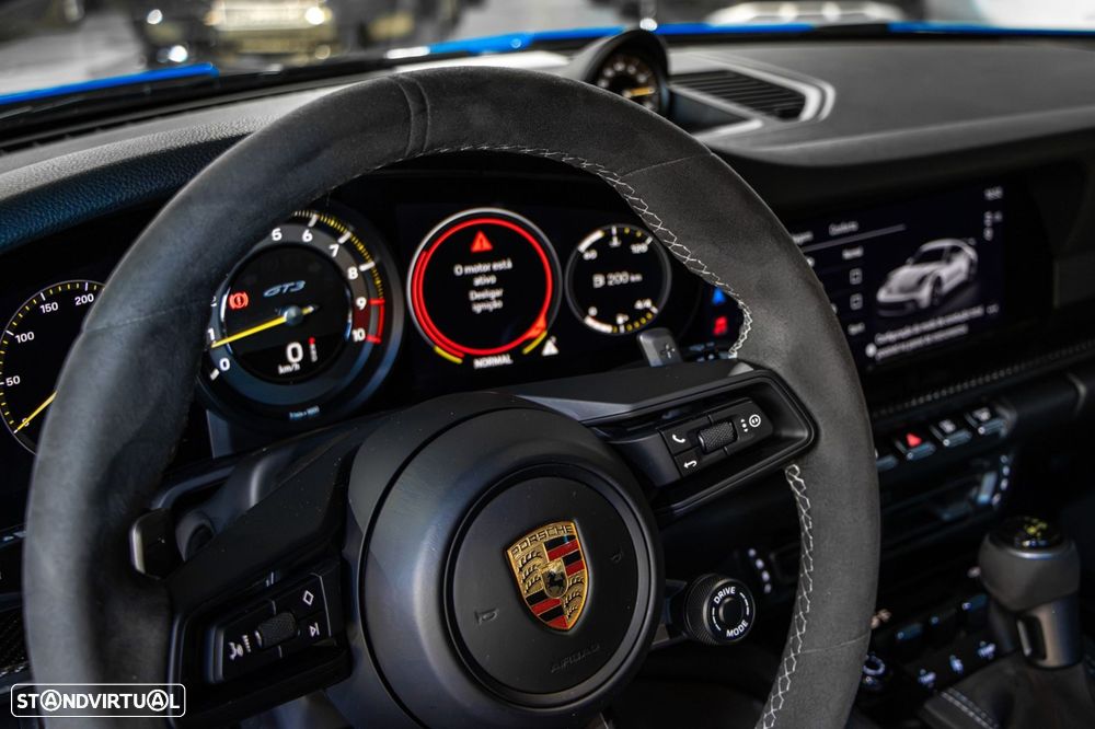 Porsche 911 (992) - 16