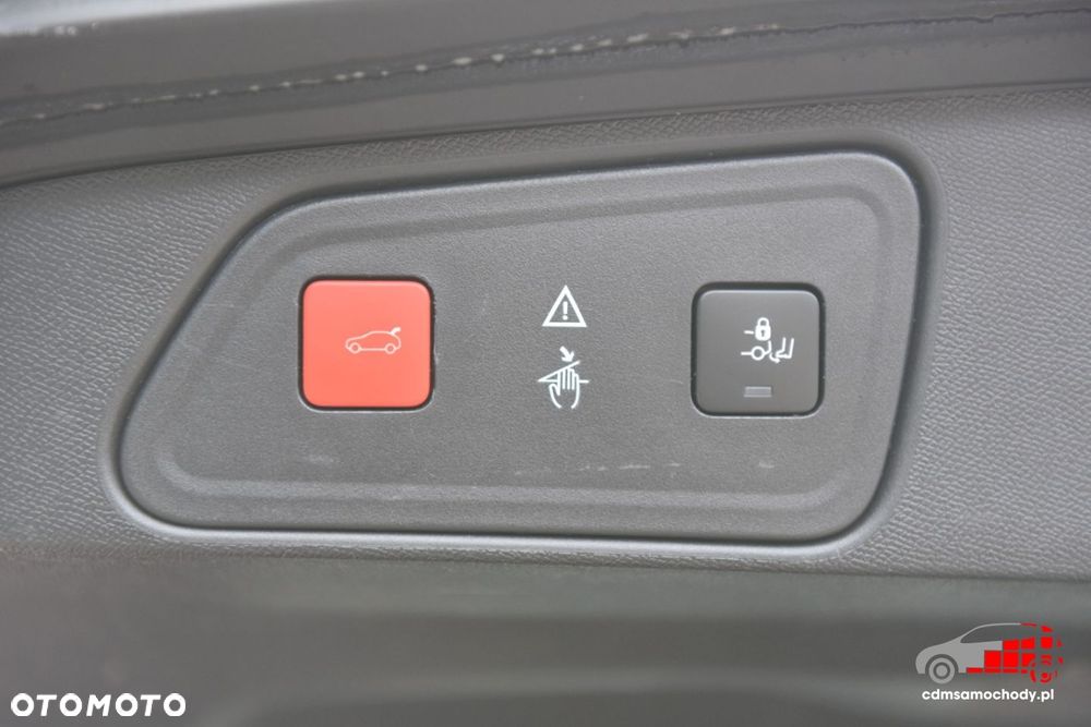 Peugeot 3008 PureTech 130 Stop & Start GPF Allure - 24