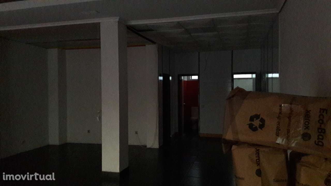 Imóvel Comercial para Arrendar em Coimbra - Grande imagem: 5/5