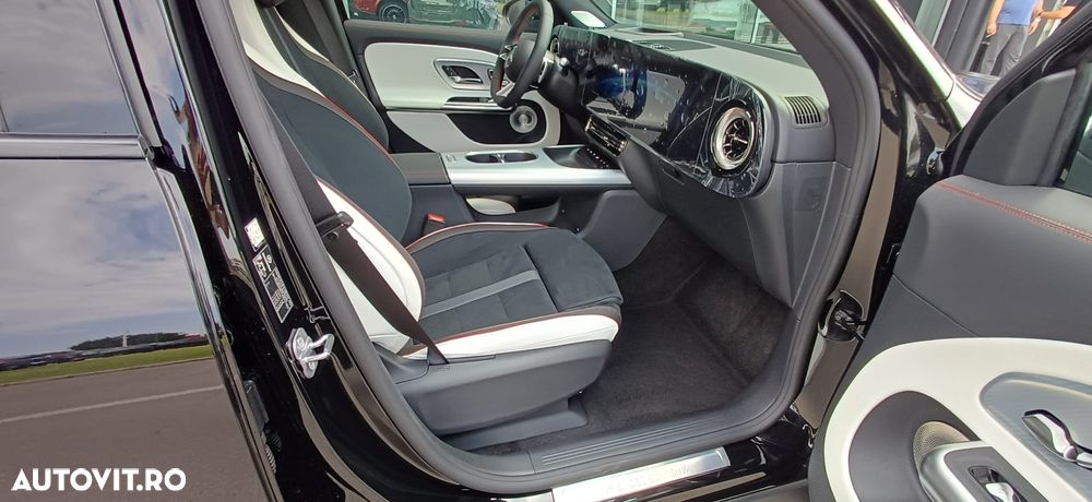 Mercedes-Benz GLB - 20