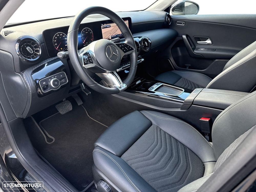 Mercedes-Benz A 200 Standard - 11