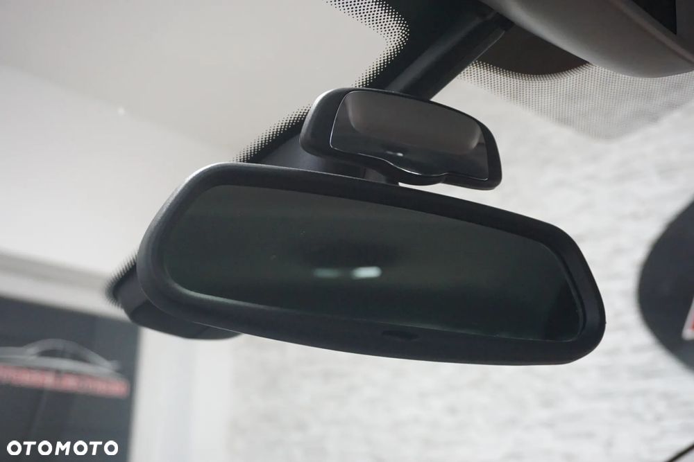 Peugeot 5008 HDI FAP 160 Automatik Active - 18