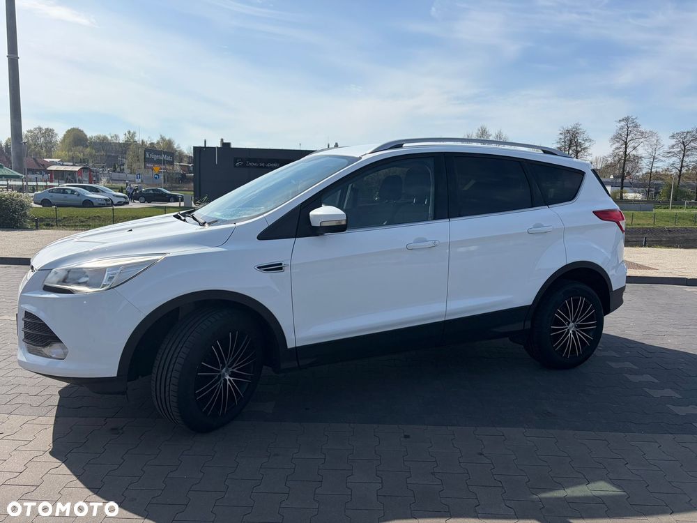 Ford Kuga - 10