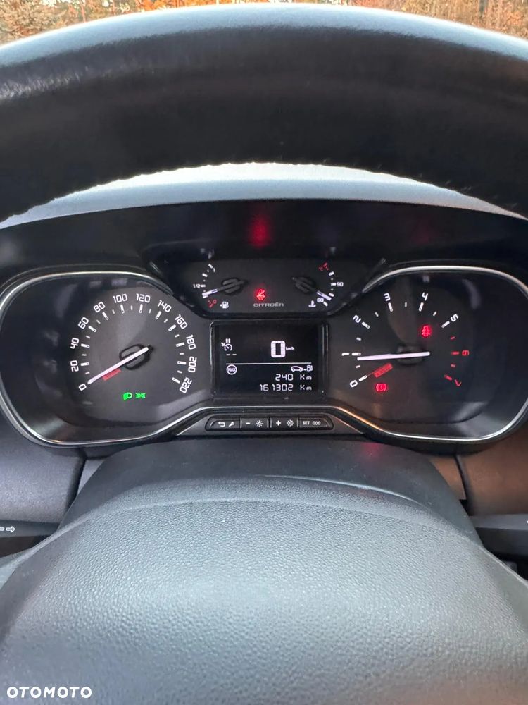 Citroën C3 Aircross 1.6 BlueHDi Feel S&S - 15