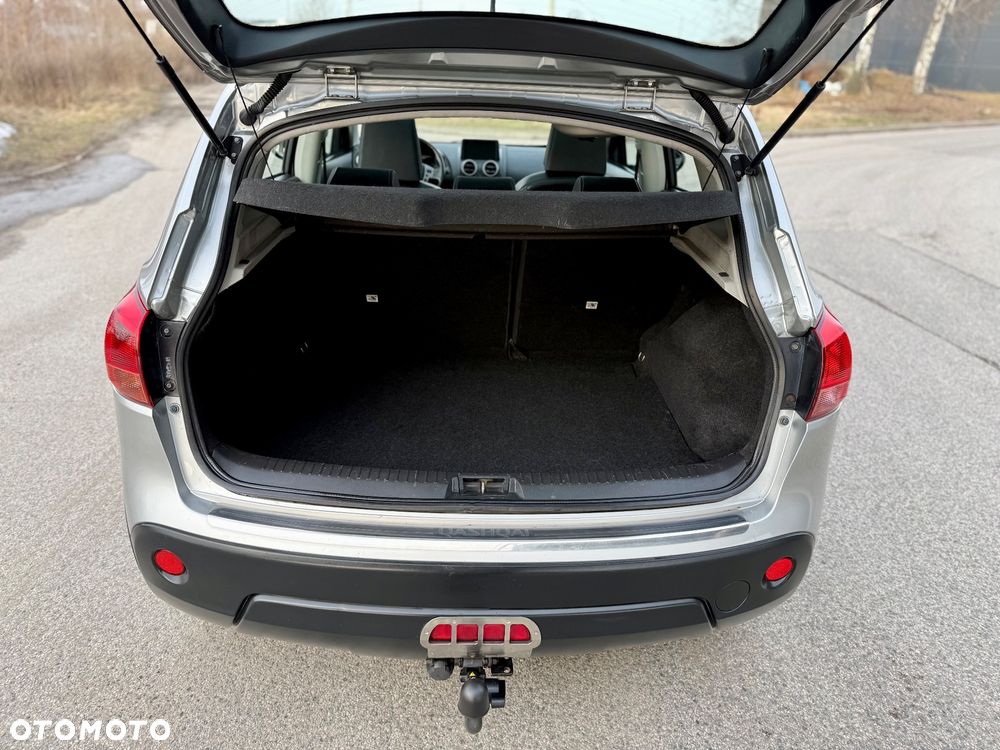 Nissan Qashqai 2.0 CVT tekna - 22