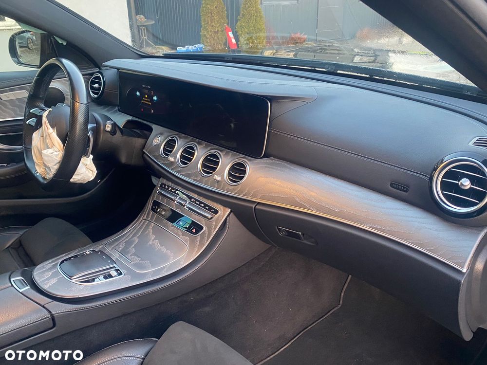 Mercedes-Benz Klasa E 220 d 4-Matic AMG - 13