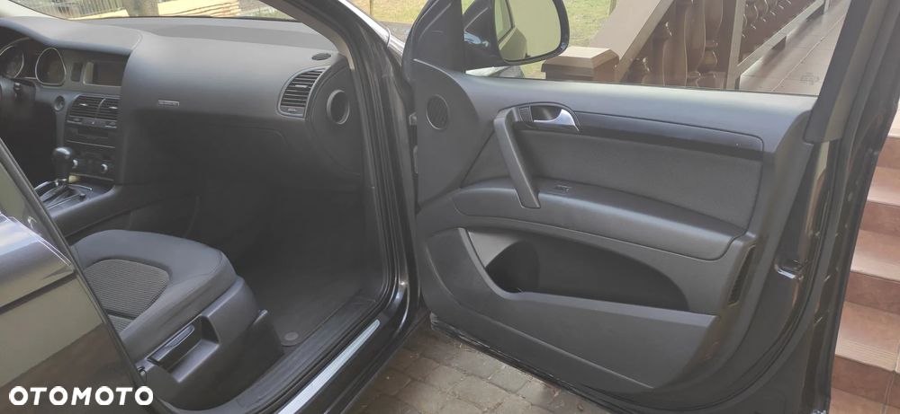 Audi Q7 ver-3-0-tdi-dpf-clean-diesel-quattro-tiptronic - 22