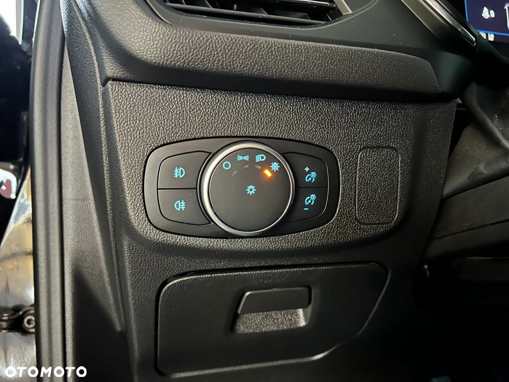 Ford Focus 2.0 EcoBlue Titanium X - 24