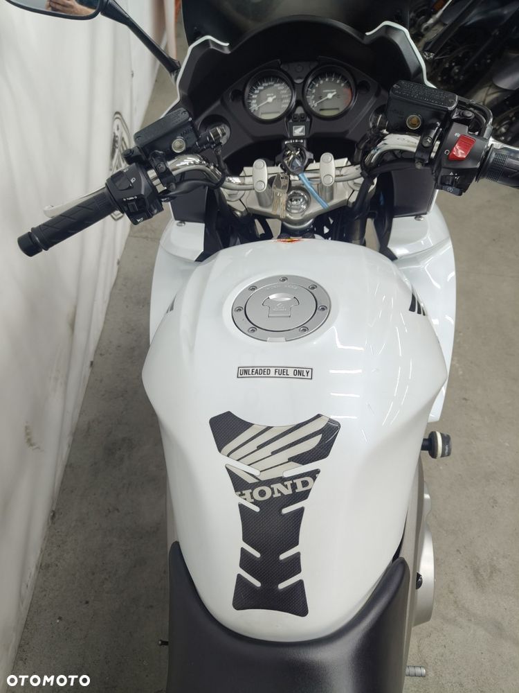 Honda CBF - 14