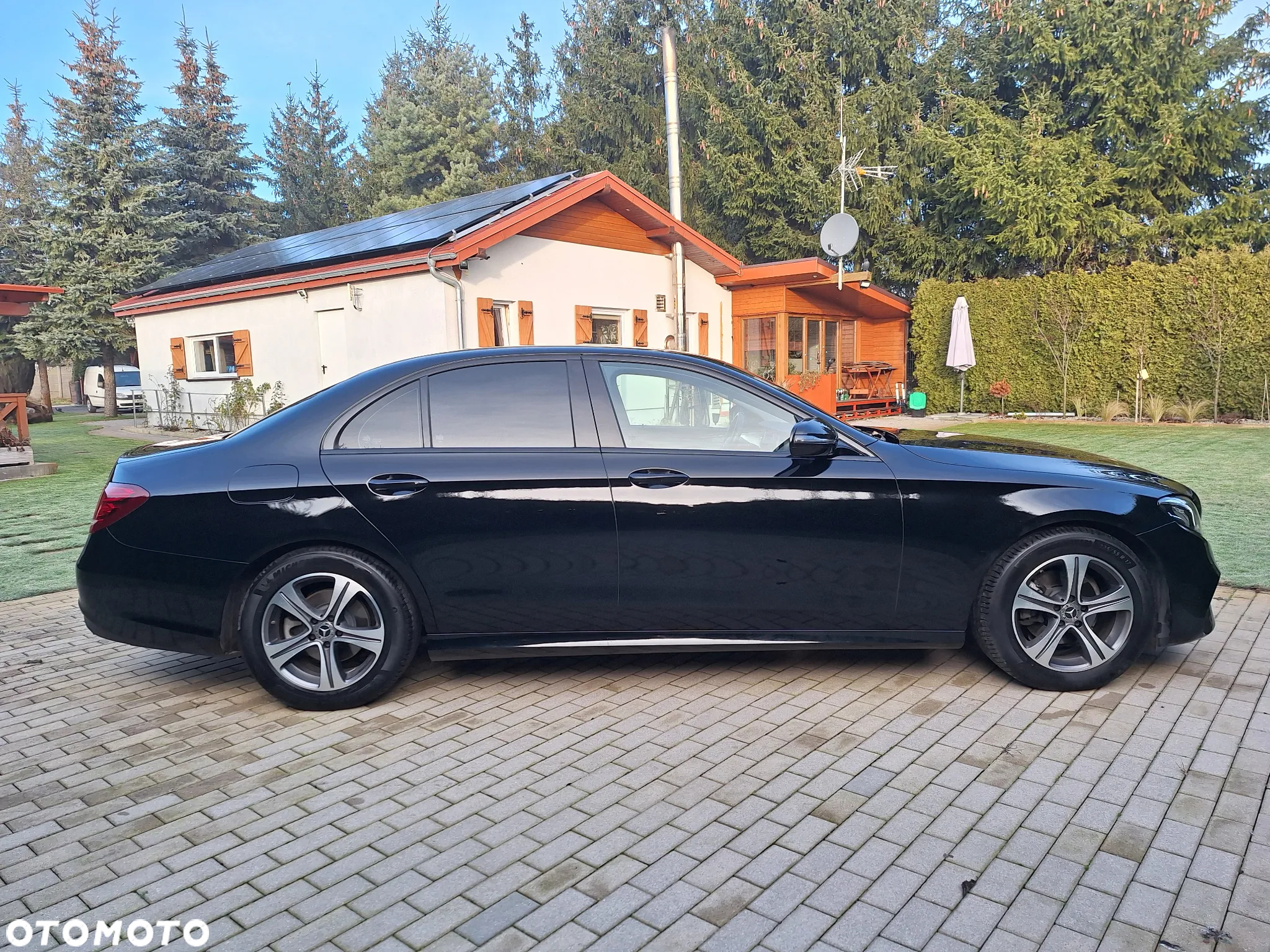 Mercedes-Benz Klasa E 220 d 9G-TRONIC - 5
