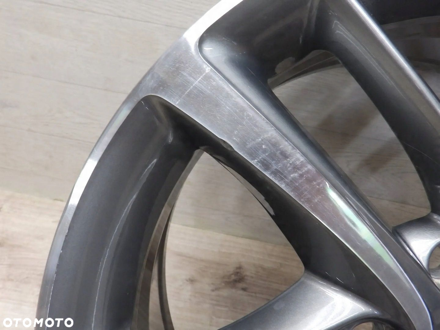 Felga MG HS Saic Motor elektryk 18x7.5J H2 Et41 5x112 10485512M - 9