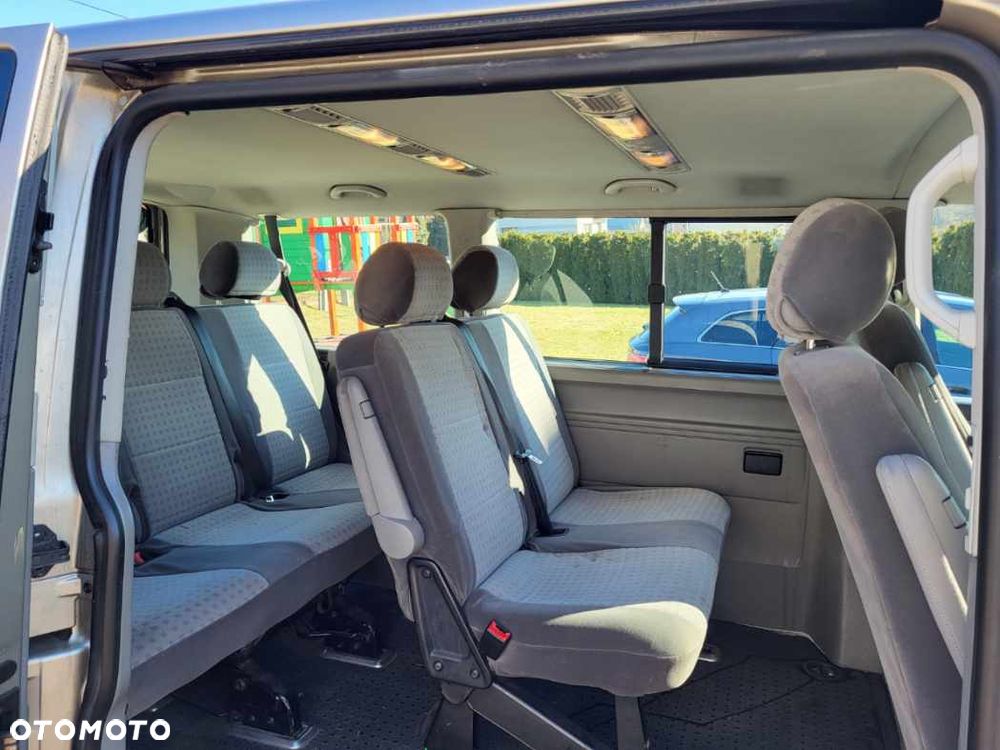 Volkswagen Transporter - 3