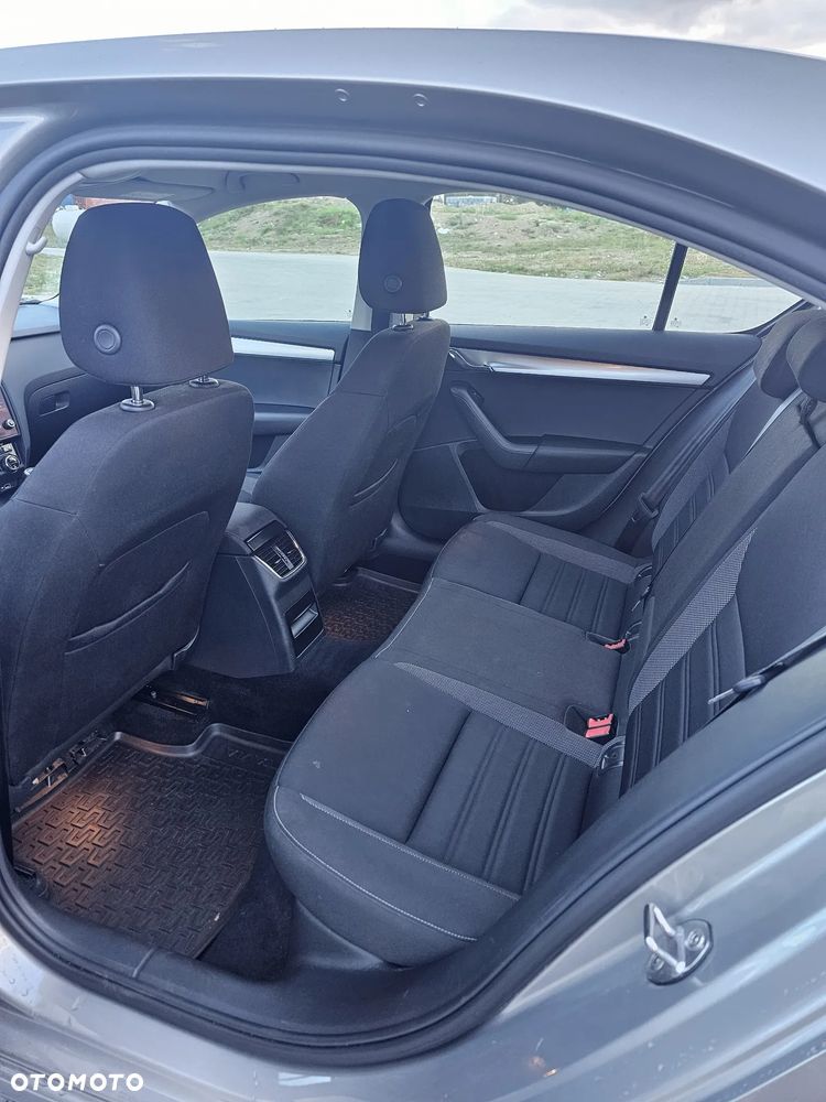 Skoda Octavia 1.6 TDI Ambition - 16