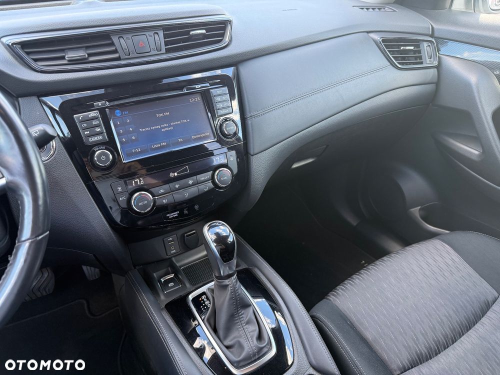 Nissan X-Trail 1.3 DIG-T N-Connecta 2WD DCT - 35